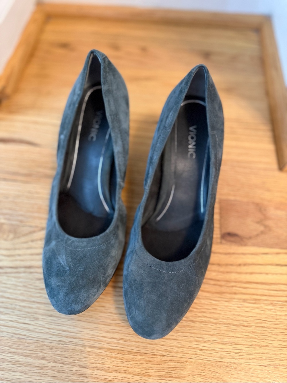 Vionic Gray Suede Wedge Pumps - Vionic